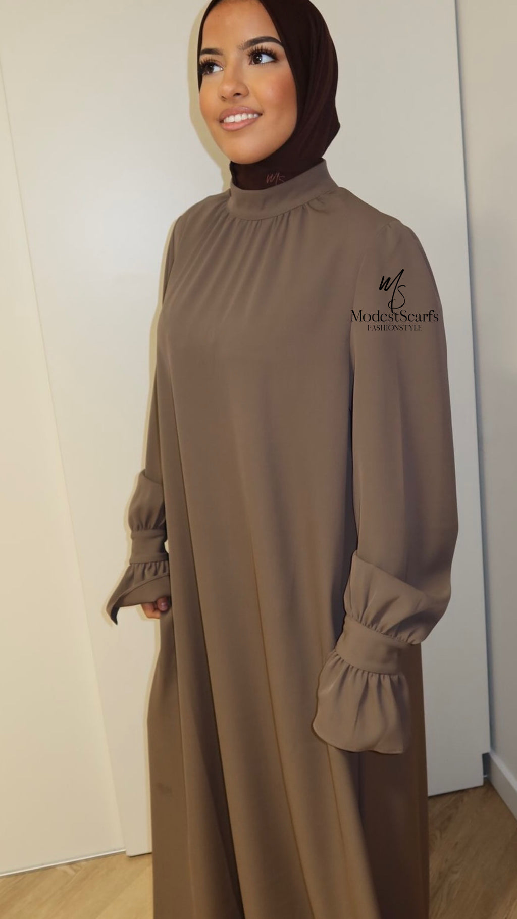 ELÉGANCE ABAYA