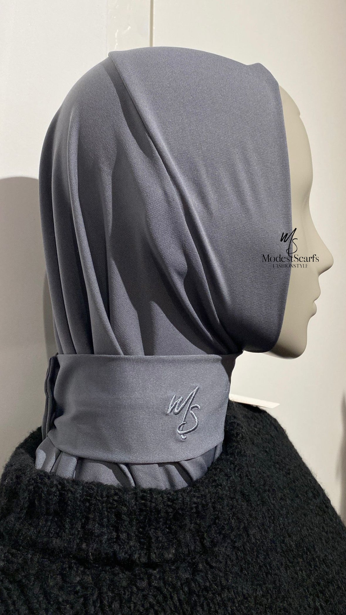 FARA SCARF