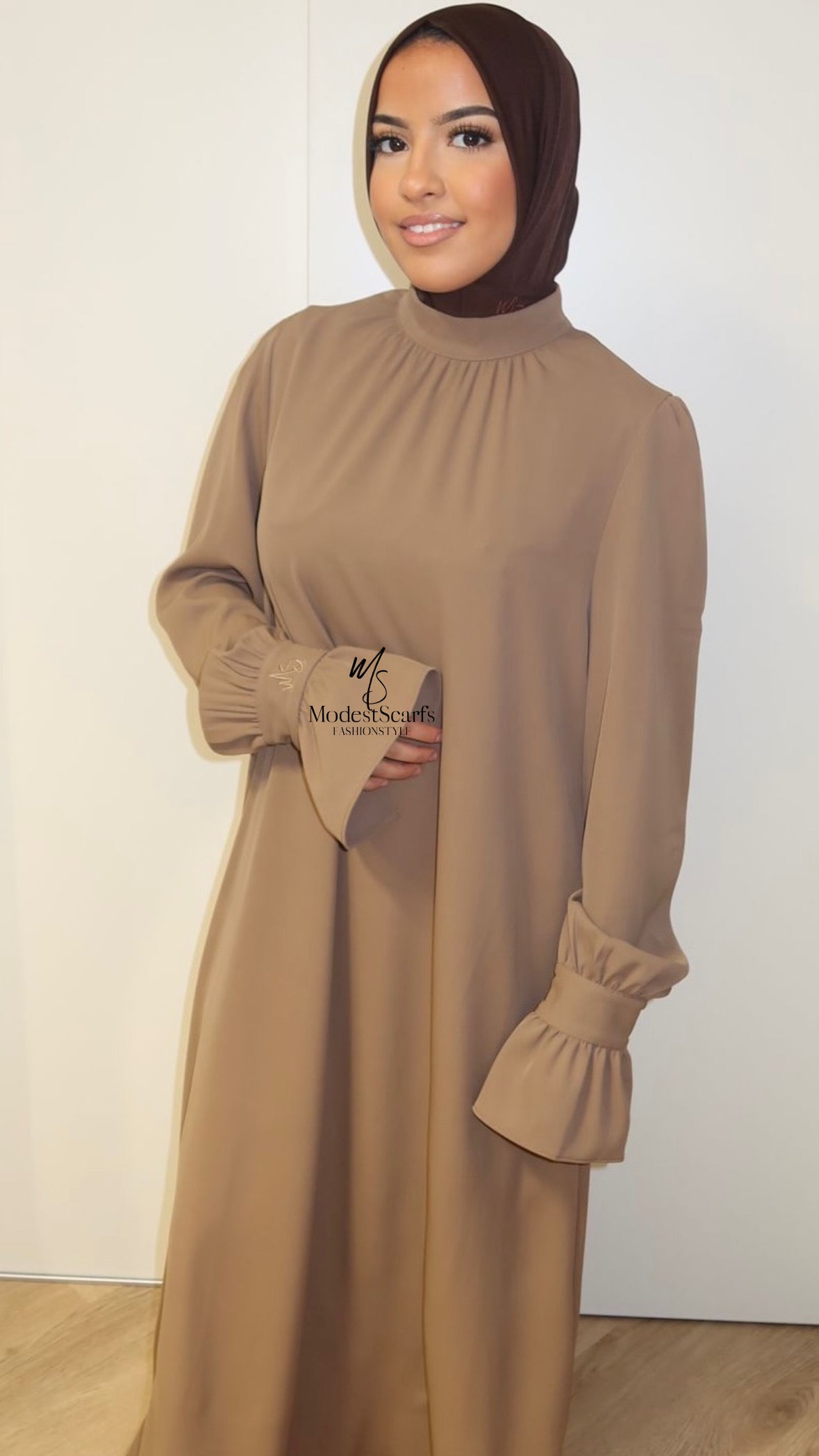 ELÉGANCE ABAYA