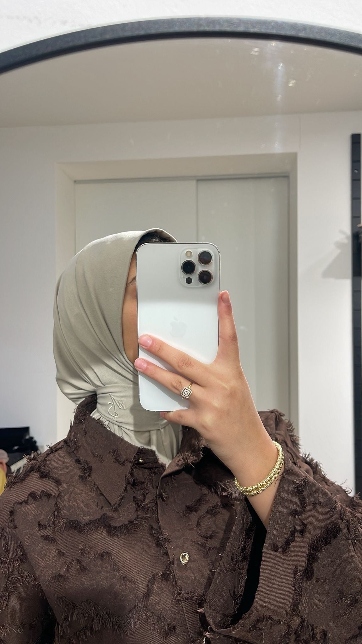FARA SCARF