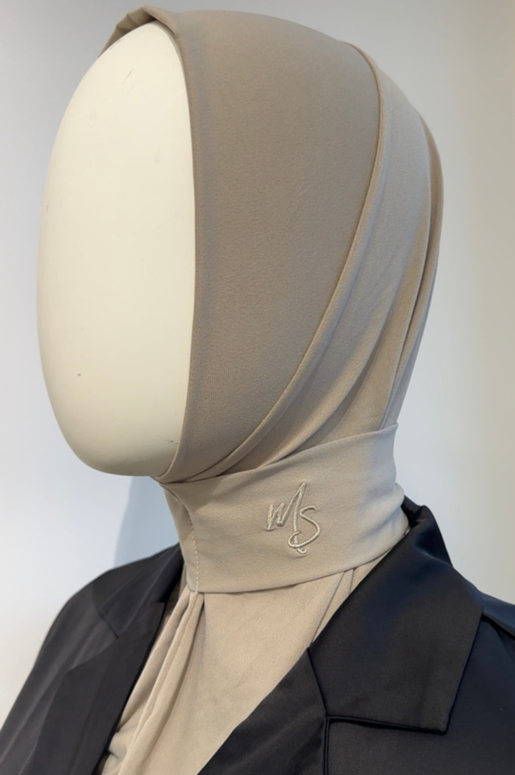 FARA SCARF